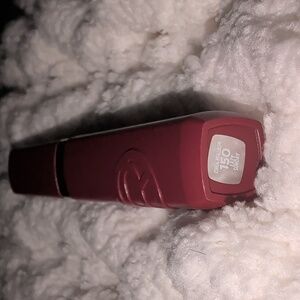 L'Oreal Infallible Matte Resistance Liquid Lipstick